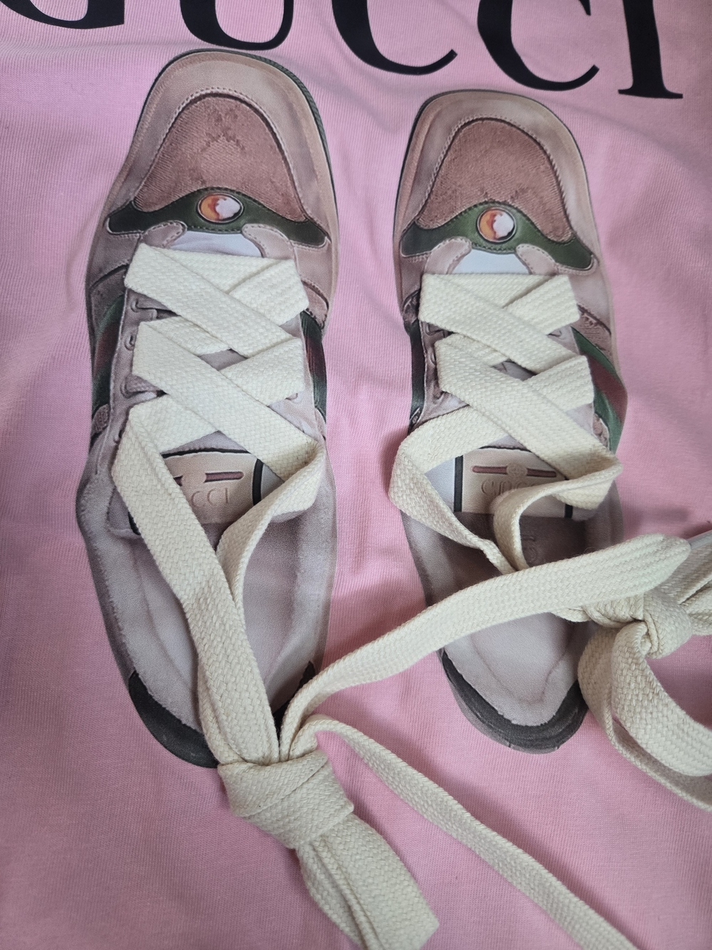 GUCCI Pink Graphic Sneaker Print Tee - Picture 4 of 16